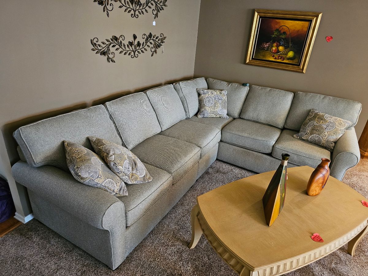 Cait's Shorewood Estate Sale 50 OFF SATURDAY! starts on 4/12/2024