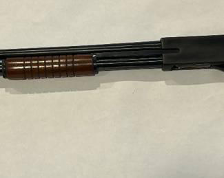 Western Field shotgun model XNH 569H