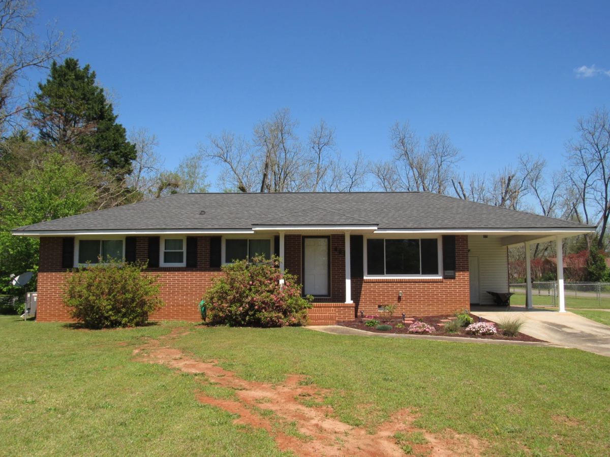 YATES LIVING ESTATE SALE in Fort Valley, GA starts on 4/11/2024