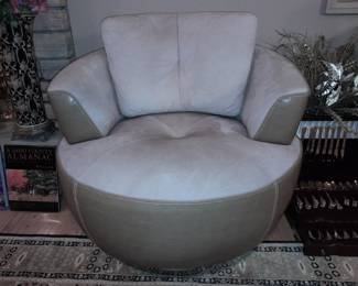 BEAUTIFUL Modern Round Suede And Leather Swivel Chair With Chrome Base (Hand Made In Italy)
