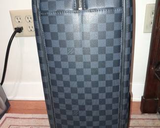 GENUINE Louis Vuitton Graphite Hard Shell Carry On Suitcase