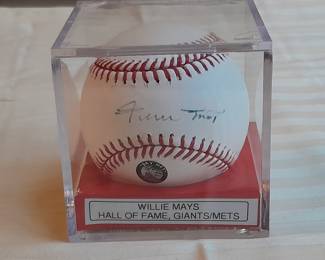 Baseball In Display Case Autographed By Willie Mays - Hall Of Fame Giants/Mets (Certified By Say Hey Authentics)