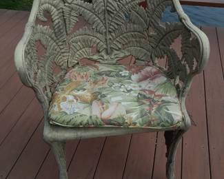 BEAUTIFUL Cast Iron Floral Patio Furniture W/ Cushions