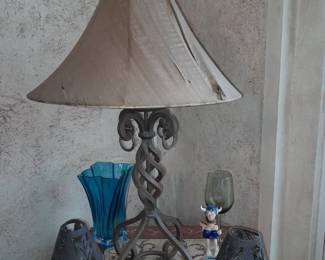 Cast Iron Table Lamp With Decorative Accents