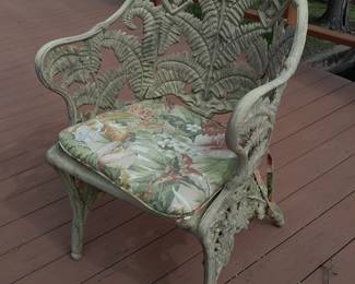 BEAUTIFUL Cast Iron Floral Patio Furniture W/ Cushions