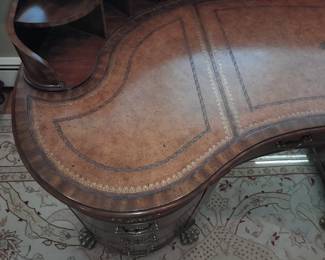 STUNNING Maitland Smith Leather Top Executive Mahogany Wooden Kidney Shaped Desk W/ Brass Claw Feet & Hardware (Original Purchase Price Of $6,410 From Wallis Grant Interiors.)