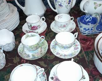 Teapots & Tea Cups