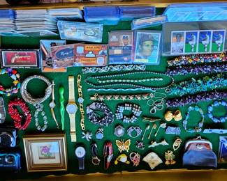 Sports card collection including baseball, football, basketball, hockey & more. Including rookie cards, autographed cards, patch cards, numbered series cards, sets & more. Some jewelry & watches.