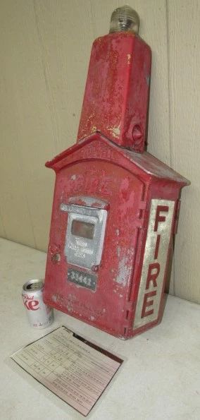Vintage Game Well Co. Fire Alarm Box w/Key - Memphis, TN