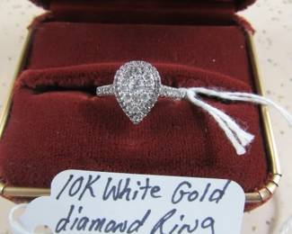 10K White Gold Diamond Ring - Approx. 1 cttw