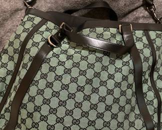 Gucci authentic bag w/ ID cards
