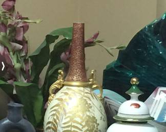 Porcelain vintage assorted items +ginger jar & antique teapot 