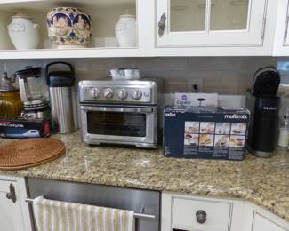 Kitchenware & decorative items