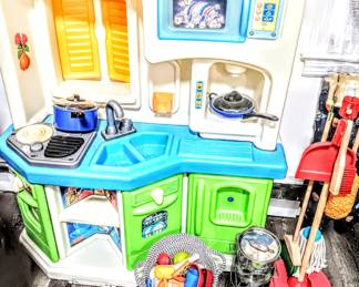 Kids Kitchen, with Play Food, Pots and Pans ..The cleaning set has sold..