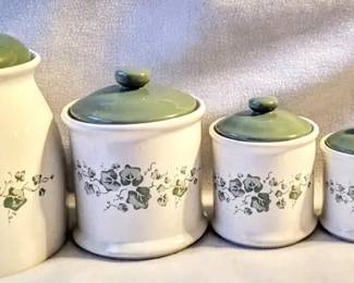Beautiful Canister Set In Excellent Condition 