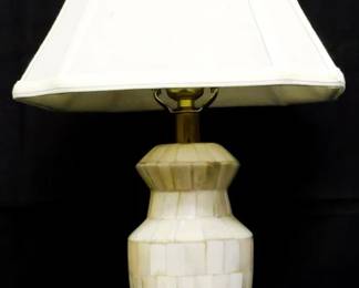 194 - Decorative Lamp 20"
