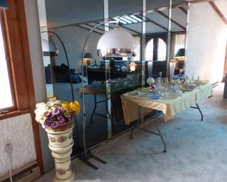 Vintage glass & chrome floor lamp, pedestal & planter