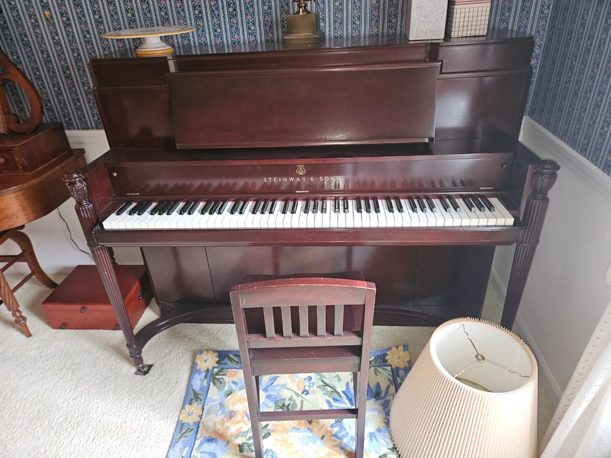 P 323418 Steinway upright piano