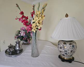 Royal Holland tea/coffee set, acid etched vase, Rocky Mountain lamp i8