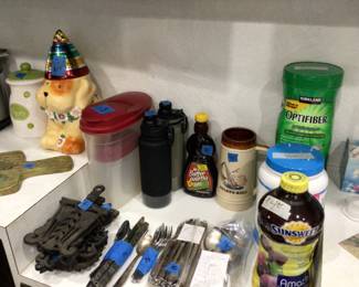 Flatware sets & odds and ends 