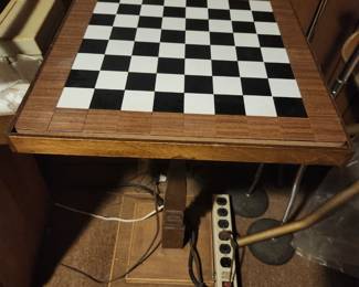 Game table