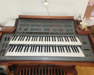 Yamaha Electone organ
