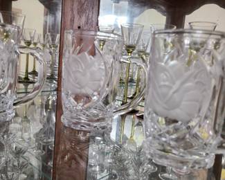 Fine Glassware
Lots of patterns