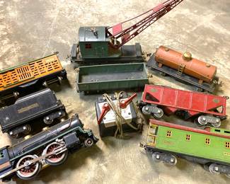 Pre-war Lionel Trains, Tracks and accessories 