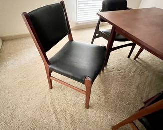 Midcentury dining room table & chairs 