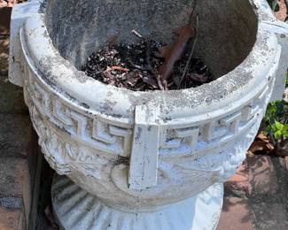 Concrete planter pots 
