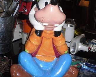 Goofy cookie jar