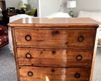 Port Elliot 3-drawer chest with rings