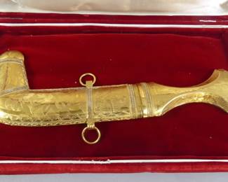 18k gold dagger 