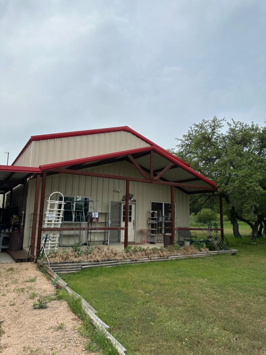 Sun 50 off Wonderful Estate Sale in WalburgWow... starts on 4/12/2024