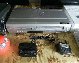 VCR/DVD combo