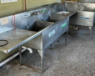Industrial stainless steel sink 140in long
