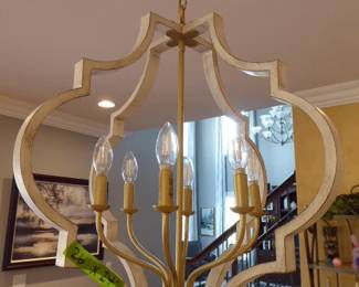 26″ WOOD CHANDELIER LIGHT FIXTURE
$95.00 / / 1 Available