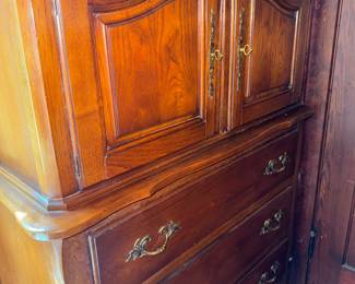 Fabulous French Provential w/ Fitted Interior