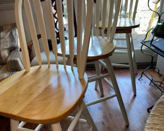 3 Windsor Bar Stools