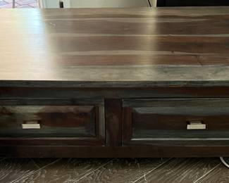 Coffee Table w 2 Drawers on each Side 
