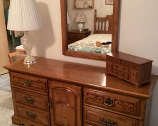 9 drawer Maple dresser with mirror 

Available for presale