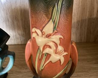 Vintage Roseville zephyr lily vase
