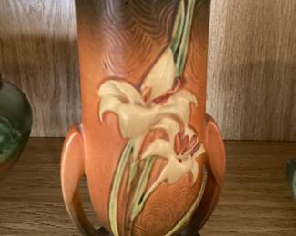Vintage Roseville zephyr lily vase