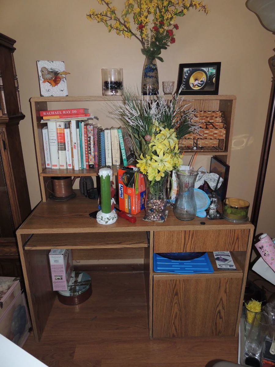 LANSING ESTATE SALE LOADED GARAGE & HOME starts on 4/19/2024