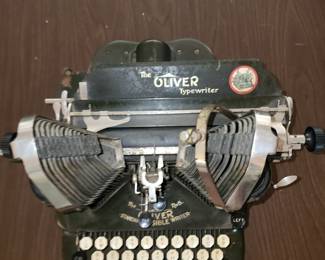 The Oliver Typewriter no. 9