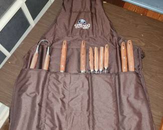 Chicago Cutlery apron with bbq accessories 
