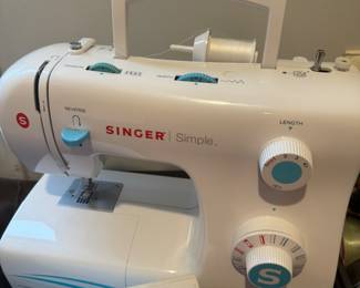 Singer Simple