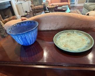 McCarty Cobalt with edge Cotton row bean pot

McCarty Jade No Rim Platter