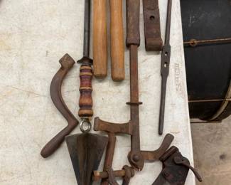 COLLECTION EARLY TOOLS