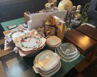 24pc holiday dinner ware. Very nice. Priced to go to a happy new home. Corning ware. 